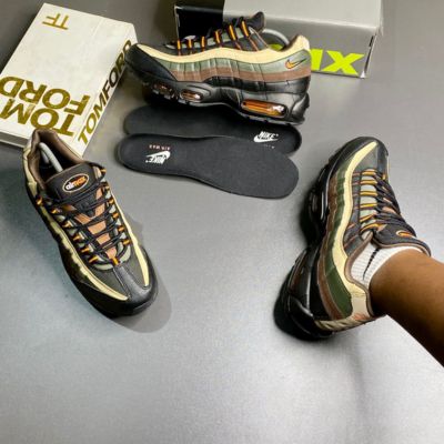 Premium Nike Air Max Plus Premium Nike Air Max Plus